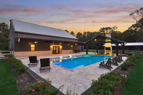 2693 N Fm 1486 Rd, Montgomery, TX 77356