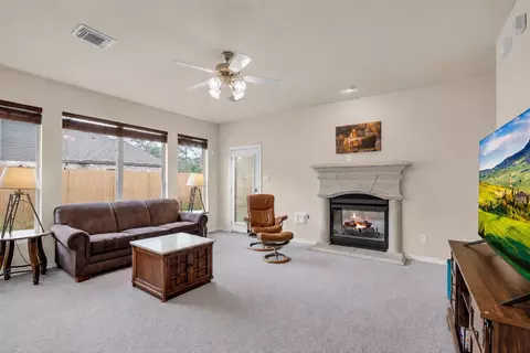 Living - 629 Spring Forest Dr, Conroe, TX 77302 photo 3 of 4