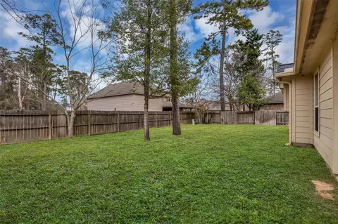 Exterior - 629 Spring Forest Dr, Conroe, TX 77302 photo 6 of 12