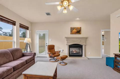 Living - 629 Spring Forest Dr, Conroe, TX 77302 photo 4 of 4