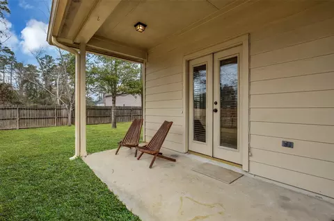 Exterior - 629 Spring Forest Dr, Conroe, TX 77302 photo 5 of 12