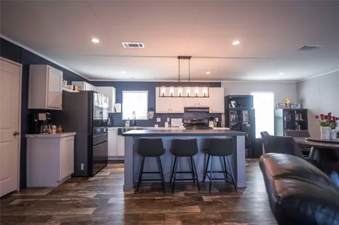 Kitchen - 5402 Five Oaks Dr, Spring, TX 77389 photo 4 of 4