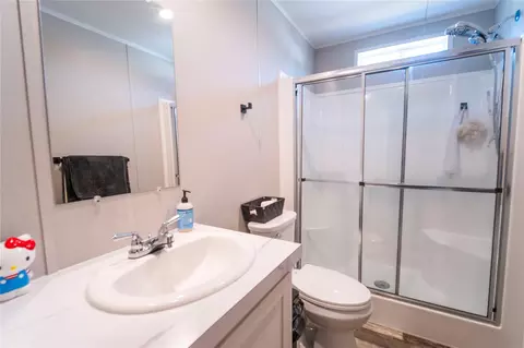 Bath - 5402 Five Oaks Dr, Spring, TX 77389 photo 6 of 6