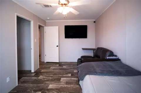 Bedroom - 5402 Five Oaks Dr, Spring, TX 77389 photo 4 of 8