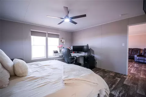 Bedroom - 5402 Five Oaks Dr, Spring, TX 77389 photo 2 of 8