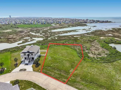 3906 Curlew Dr, Galveston, TX 77554