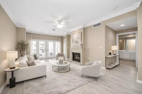 2400 Mccue Rd #333, Houston, TX 77056