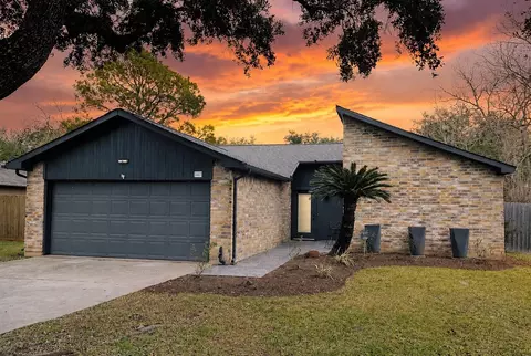 3007 Whetrock Ln, Sugar Land, TX 77479