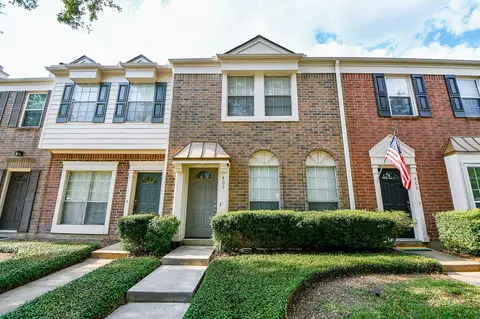 2930 Grants Lake Blvd #407, Sugar Land, TX 77479
