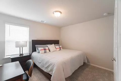 Bedroom - 17542 Rosette Grass Dr, Conroe, TX 77385 photo 5 of 8