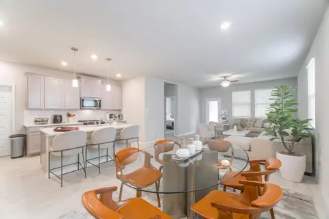 Dining - 17542 Rosette Grass Dr, Conroe, TX 77385 photo 3 of 4
