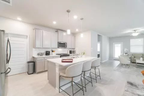 Kitchen - 17542 Rosette Grass Dr, Conroe, TX 77385 photo 1 of 5