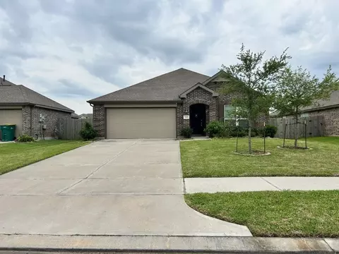 765 Camden Valley Ln, La Marque, TX 77568