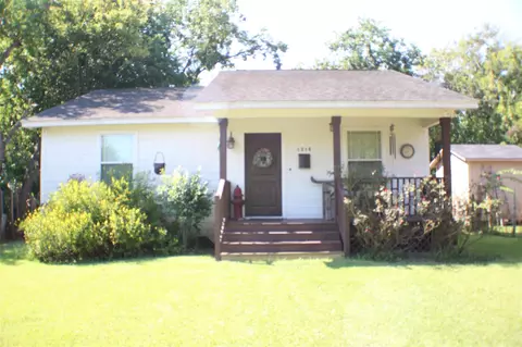 1316 Rampart St, Bay City, TX 77414