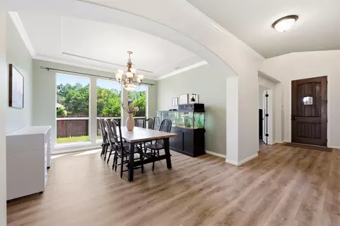 Entry Way - 27502 Chris Ridge Ct, Spring, TX 77386 photo 2 of 3