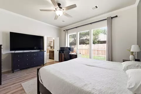 Bedroom - 27502 Chris Ridge Ct, Spring, TX 77386 photo 2 of 9