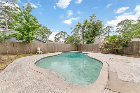 Exterior - 7910 Oak Moss Dr, Spring, TX 77379 photo 5 of 5
