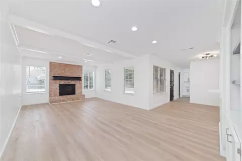 Living - 7910 Oak Moss Dr, Spring, TX 77379 photo 2 of 5