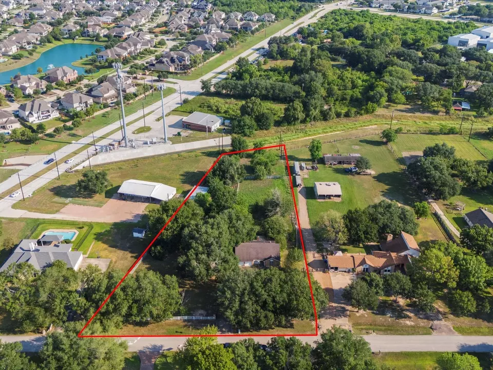 View/Area - 26902 Willow Ln, Katy, TX 77494 photo 9 of 11