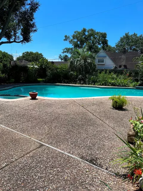 3510 Linwood St, Pearland, TX 77581