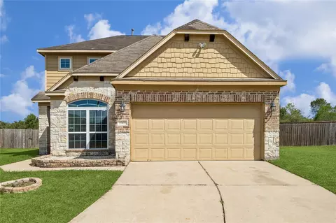 2307 Cloudy Bay Dr, Fresno, TX 77545