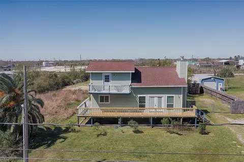 710 6th St, San Leon, TX 77539