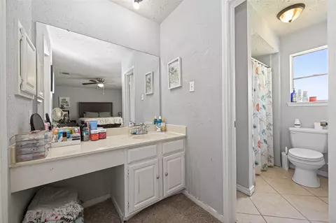 Bath - 5031 Glendower Dr, Spring, TX 77373 photo 2 of 4