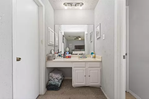 Bath - 5031 Glendower Dr, Spring, TX 77373 photo 3 of 4