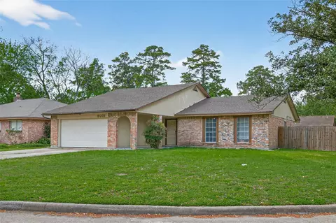 Exterior - 5031 Glendower Dr, Spring, TX 77373 photo 6 of 11