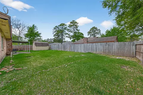 Exterior - 5031 Glendower Dr, Spring, TX 77373 photo 9 of 11