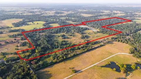 113 Ac Fellowship Ln E, Madisonville, TX 77864