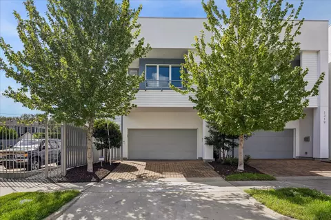 1317 W Clay St, Houston, TX 77019