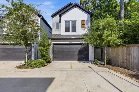 5361 Creekmont Oaks Ln, Houston, TX 77091