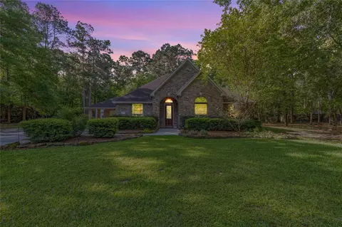 2974 Hargraves Rd, Huffman, TX 77336