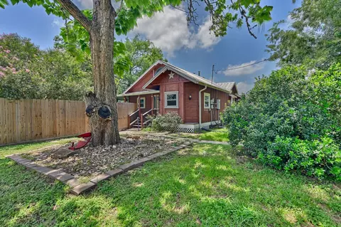 333 Walnut St, New Ulm, TX 78950