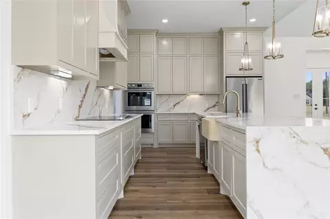 Kitchen - 15036 Tybee Ln, Conroe, TX 77306 photo 3 of 5