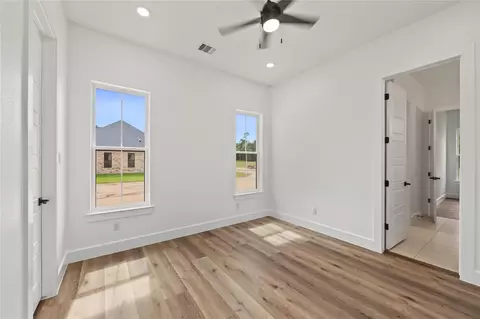 Bedroom - 15036 Tybee Ln, Conroe, TX 77306 photo 2 of 4