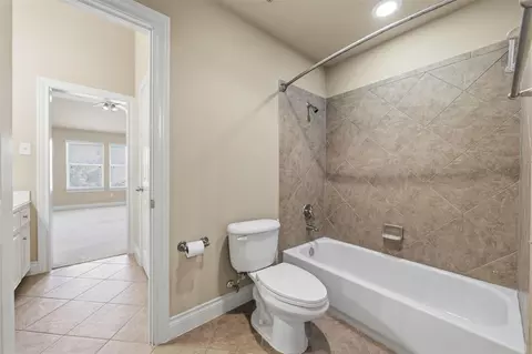 Bath - 17815 Eastern Fork Ct, Cypress, TX 77433 photo 5 of 6