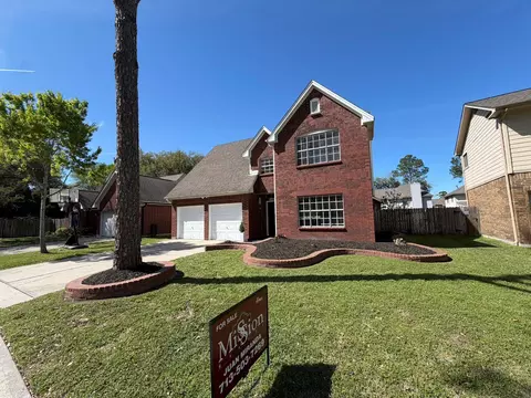 14610 Cobre Valley Dr, Houston, TX 77062