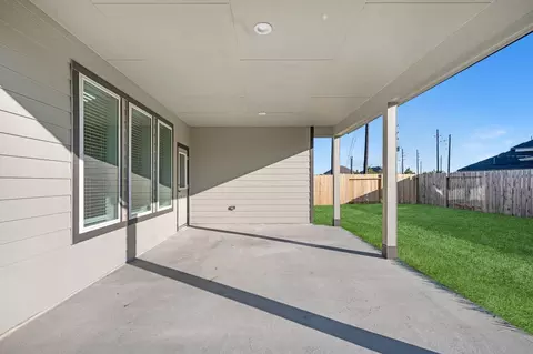Exterior - 3122 Spitfire Dr, Rosenberg, TX 77471 photo 1 of 2