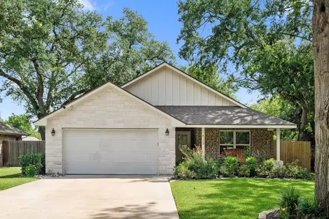 6112 Guyler St, Wallis, TX 77485 photo 1