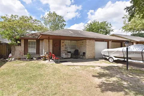 10119 Hannon Dr, Houston, TX 77040