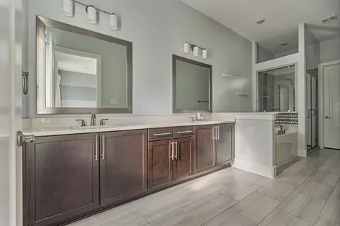 Bath - 2113 Solstice Blvd, Spring, TX 77386 photo 1 of 8