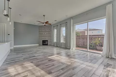 Living - 2113 Solstice Blvd, Spring, TX 77386 photo 6 of 9