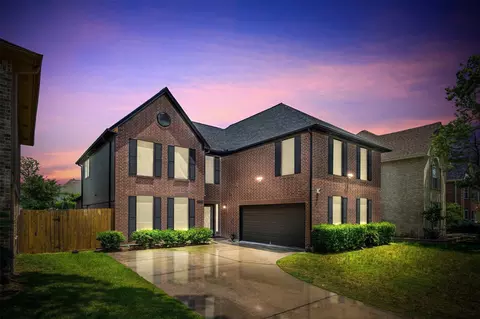 5702 W Vistaglen Loop, Houston, TX 77084