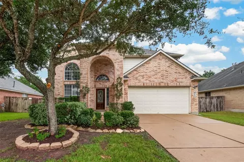 2322 Diamond Springs Dr, Pearland, TX 77584