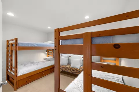 Bedroom - 9809 Mazoch Rd, Weimar, TX 78962 photo 1 of 4