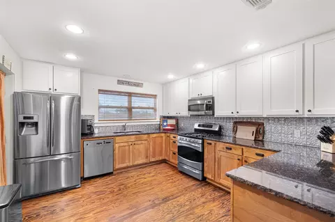 Kitchen - 9809 Mazoch Rd, Weimar, TX 78962 photo 1 of 1