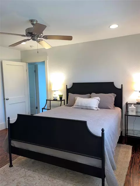 Bedroom - 9809 Mazoch Rd, Weimar, TX 78962 photo 3 of 4