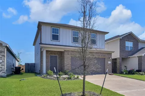 14818 Calderon Dr, Montgomery, TX 77316